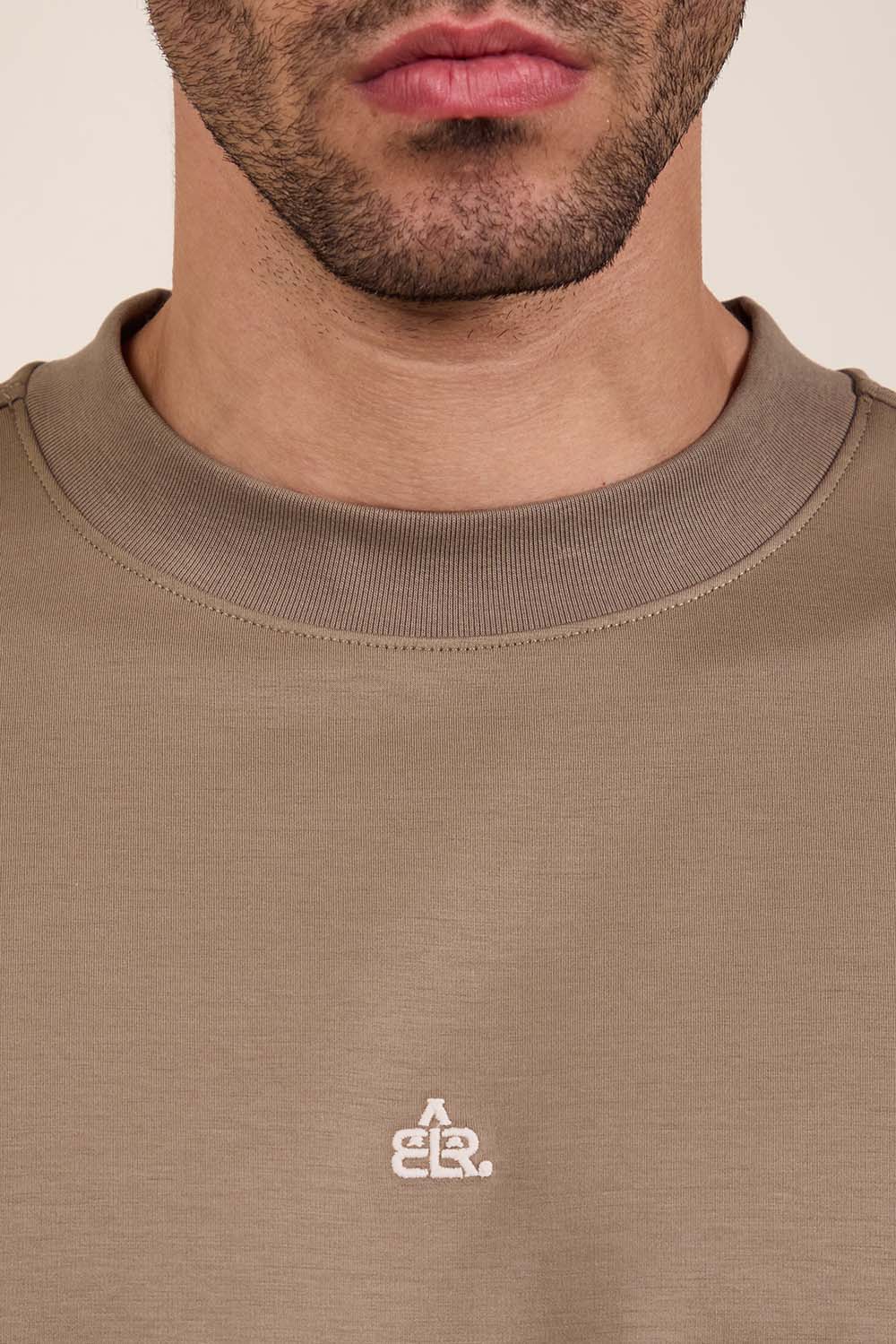 תמונת תקריב דוגמן של חולצת טי