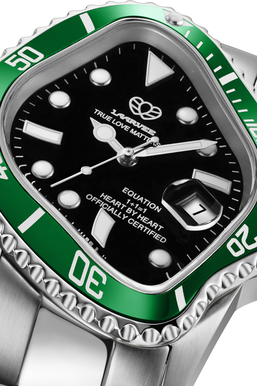 תמונת תקריב של שעון יד PEA001