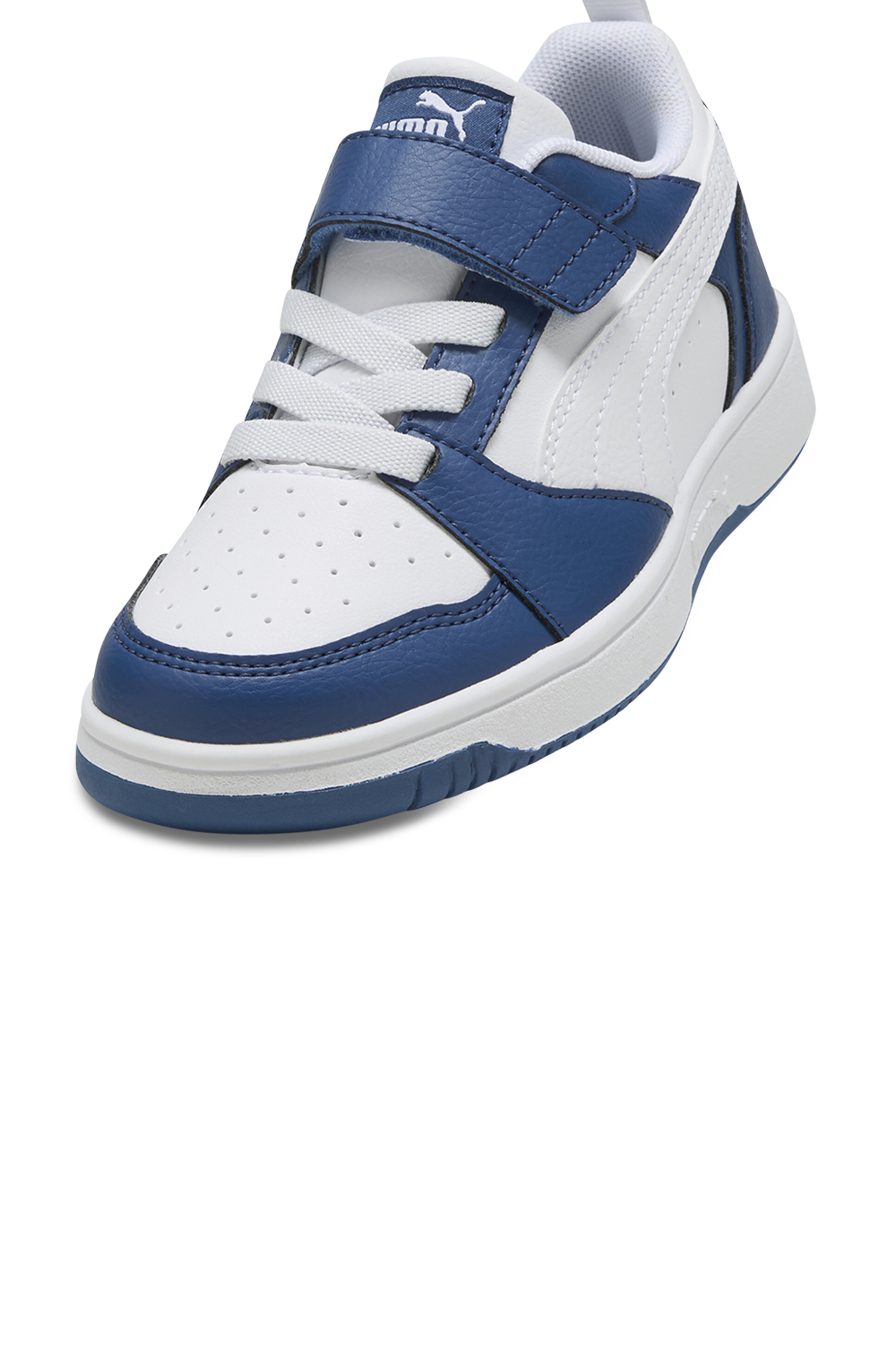 תמונת פנים של נעלי סניקרס ריבאונד וי 6