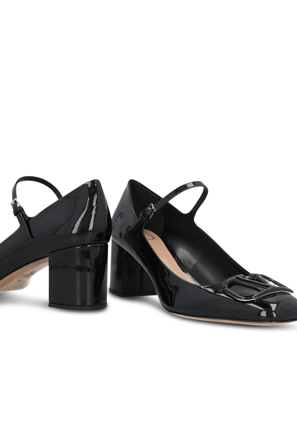 תמונת תקריב של נעלי עקב מרי ג'יין