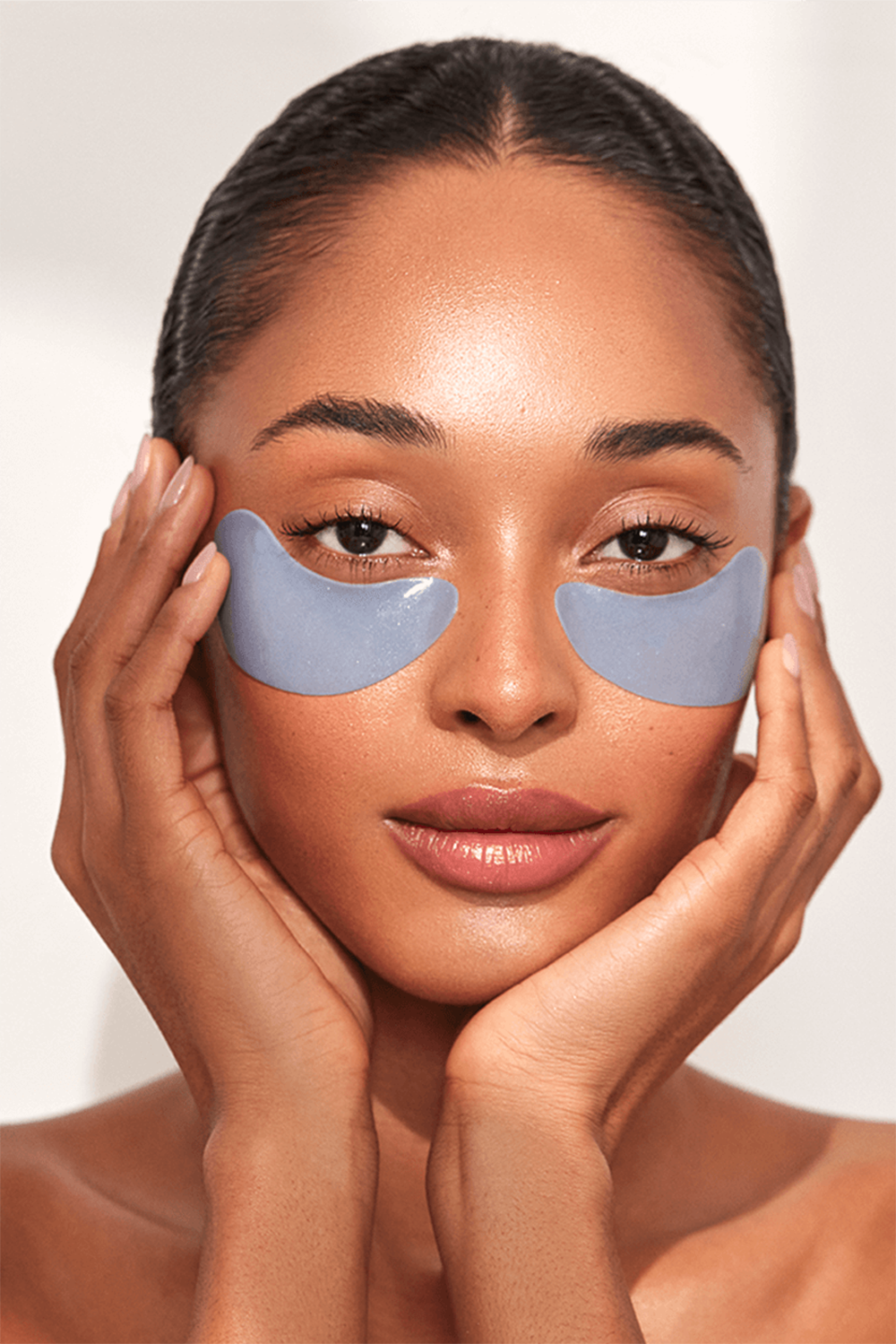 תמונה אחורית של מארז 8 מסכות עיניים להורדת נפיחות