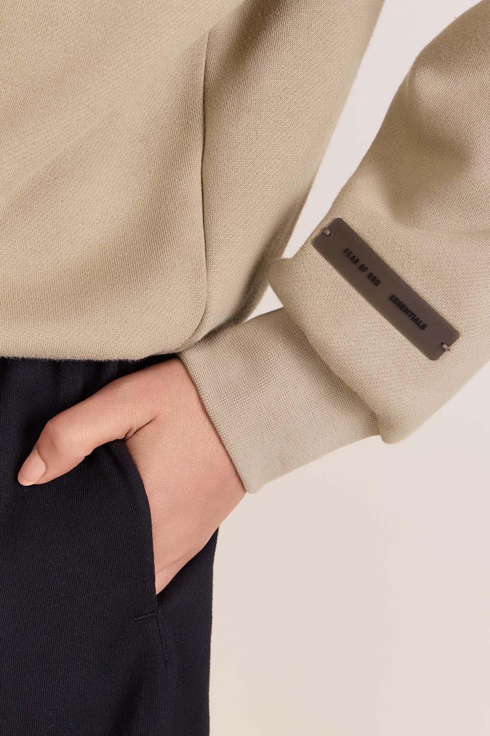 תמונת תקריב דוגמן של סווטשירט