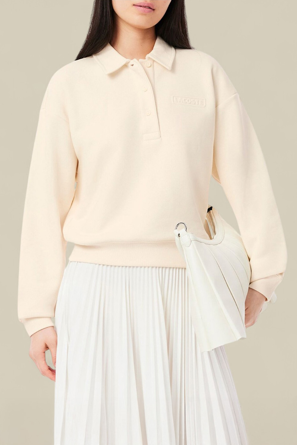 תמונת דוגמן קידמית של סווטשירט פולו