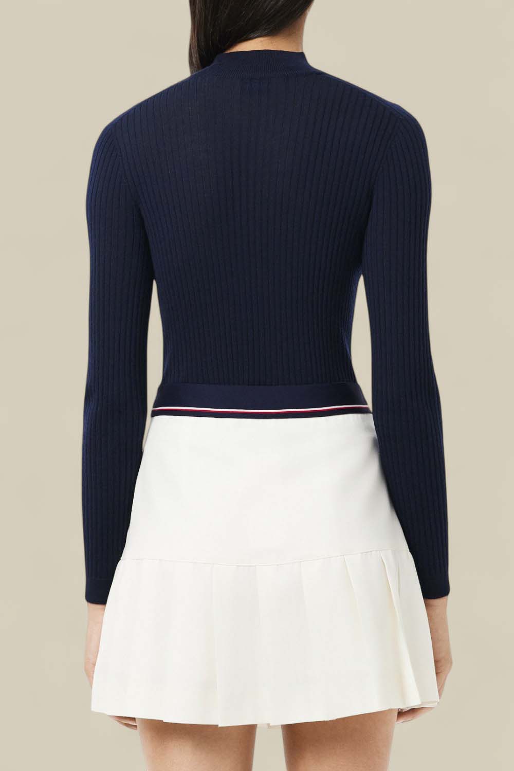 תמונת דוגמן אחורית של סריג מצמר מרינו