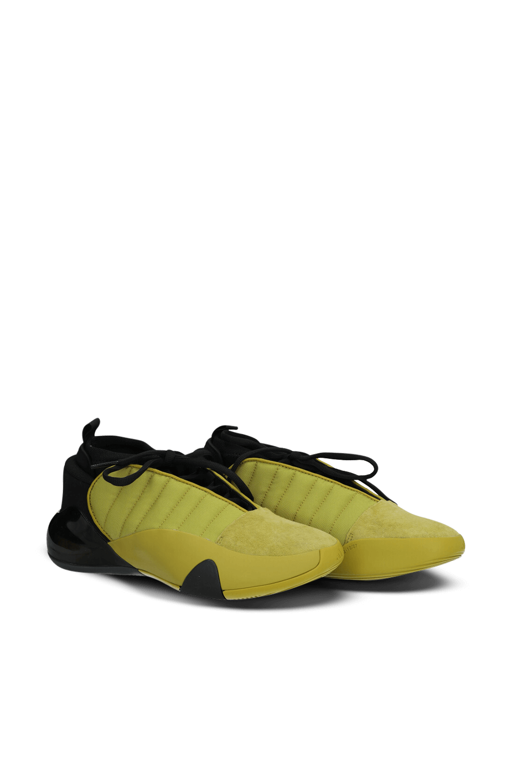 תמונה קידמית של נעלי סניקרס הארדן ווליום 7