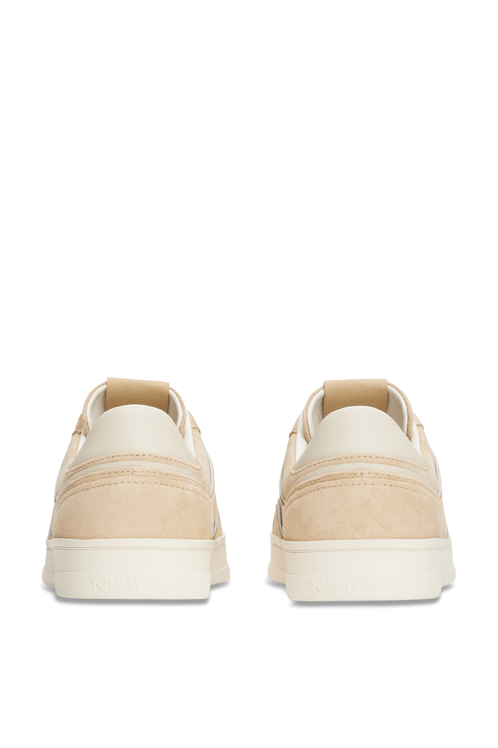 תמונת פנים של נעלי סניקרס גרינוויץ'