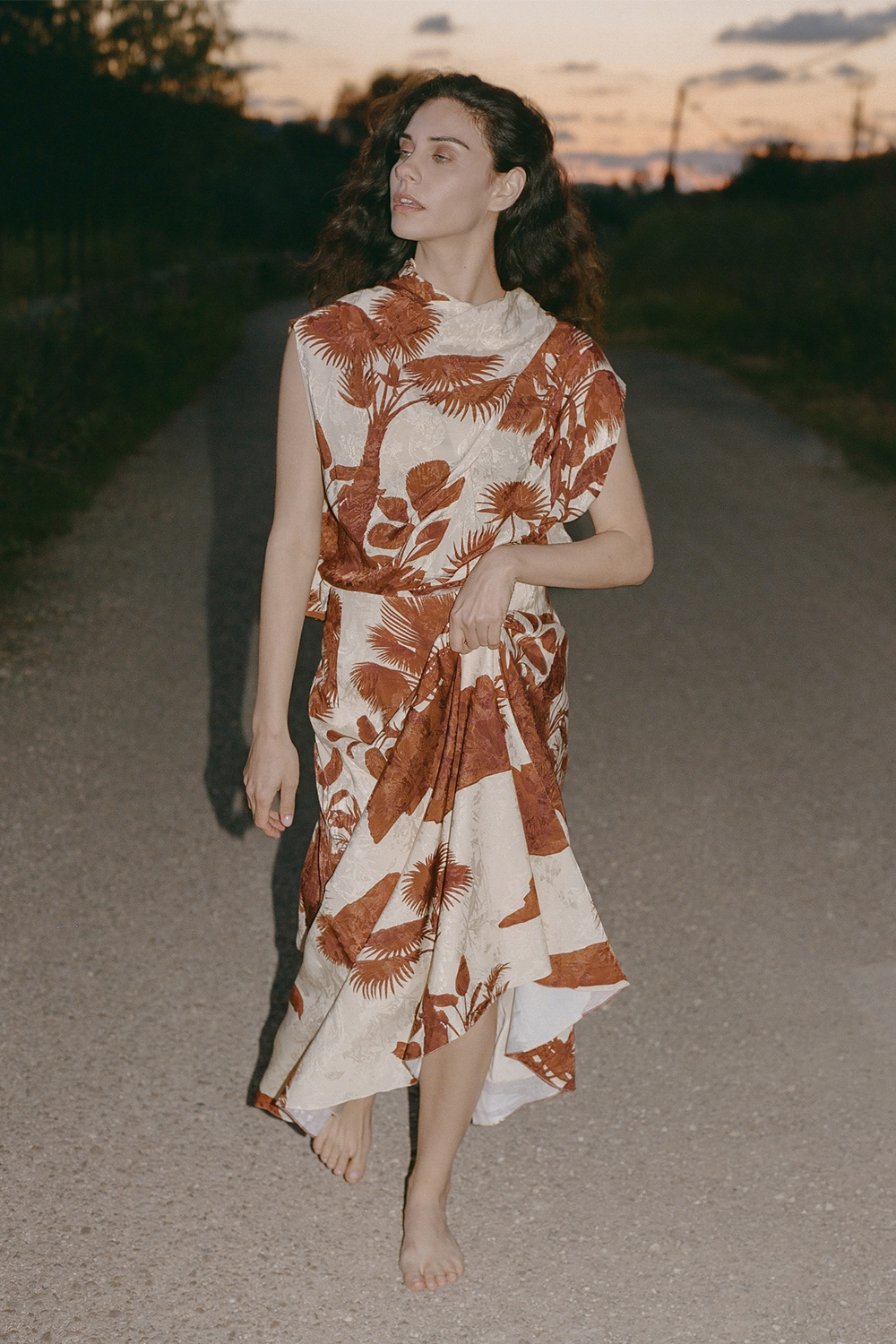 תמונת אווירה של גופיית קשירה