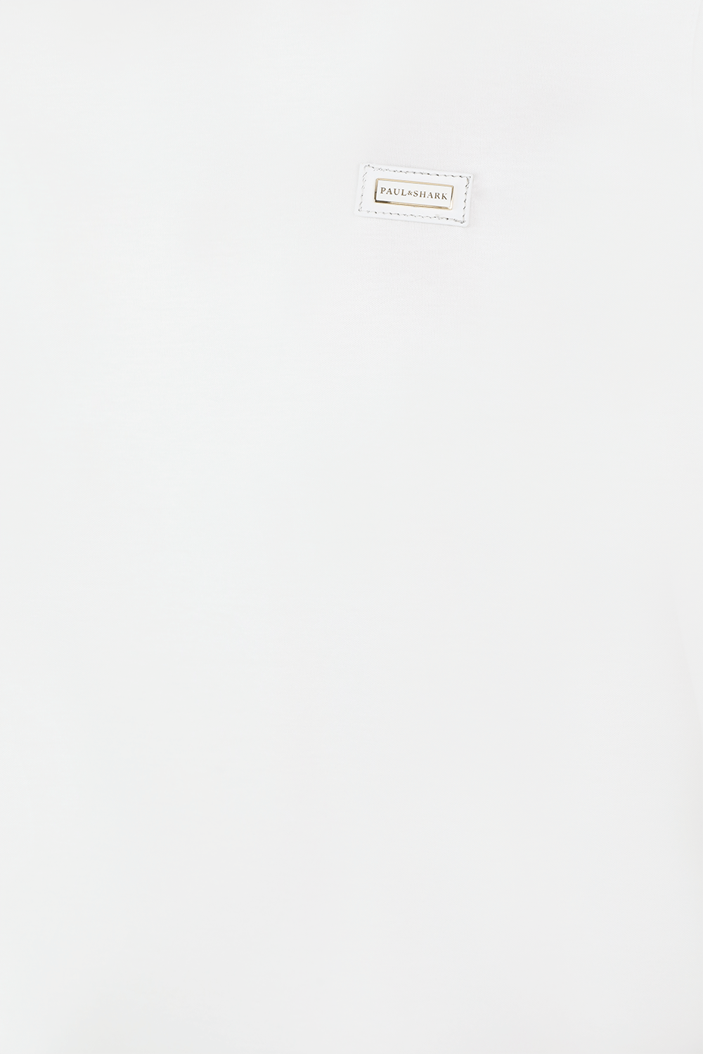 תמונה אחורית של חולצת טי מכותנה עם פאץ'