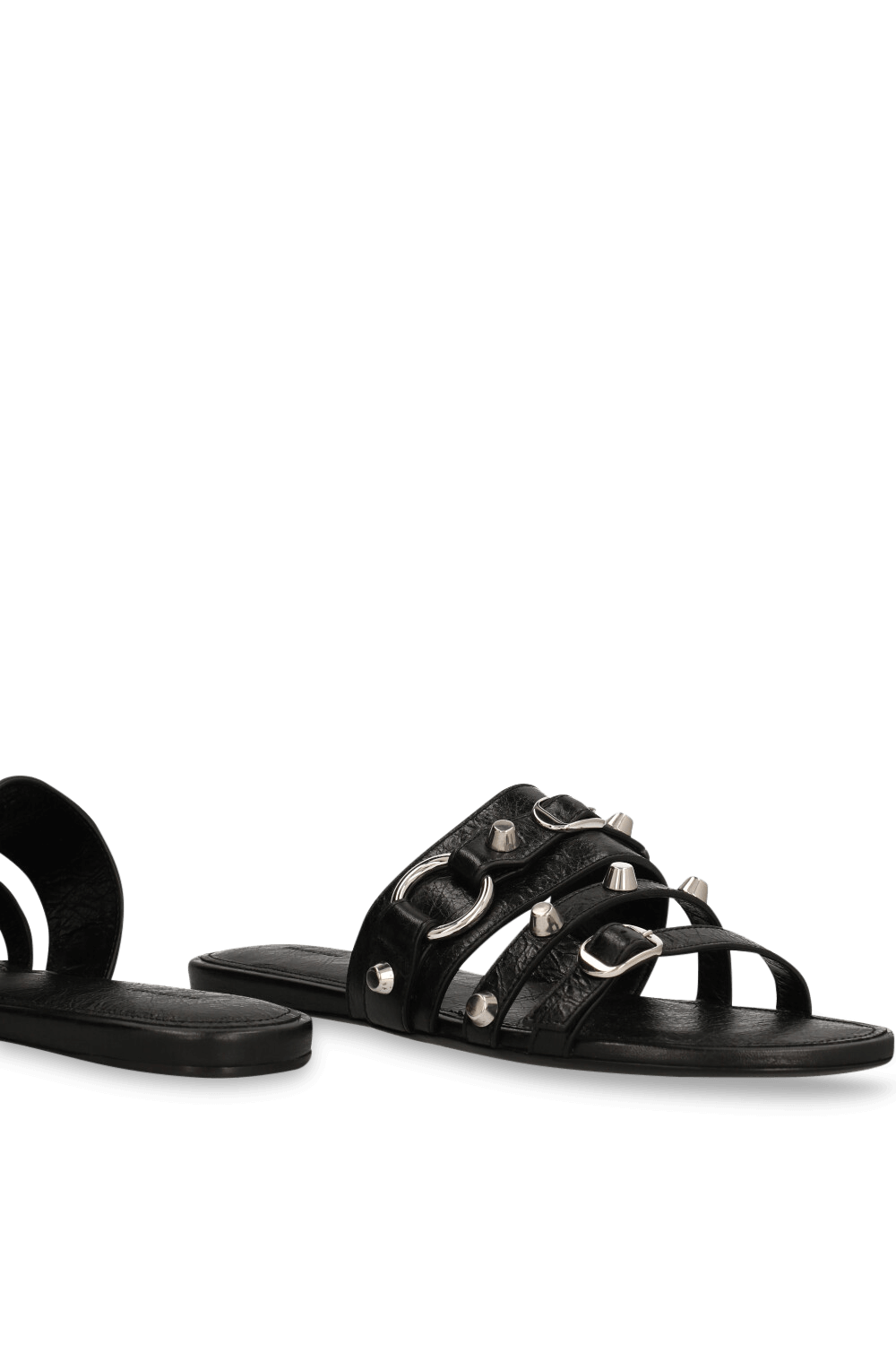 תמונת תקריב של כפכפי סליידס