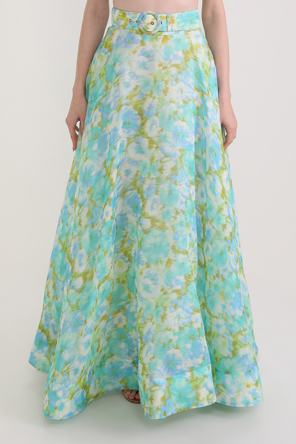 תמונת דוגמן קידמית של חצאית מקסי ממשי ופשתן