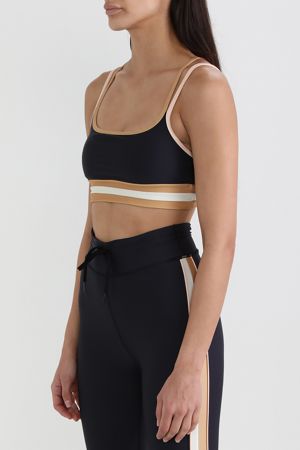 תמונת דוגמן קידמית של חזיית ספורט טמפו פופי