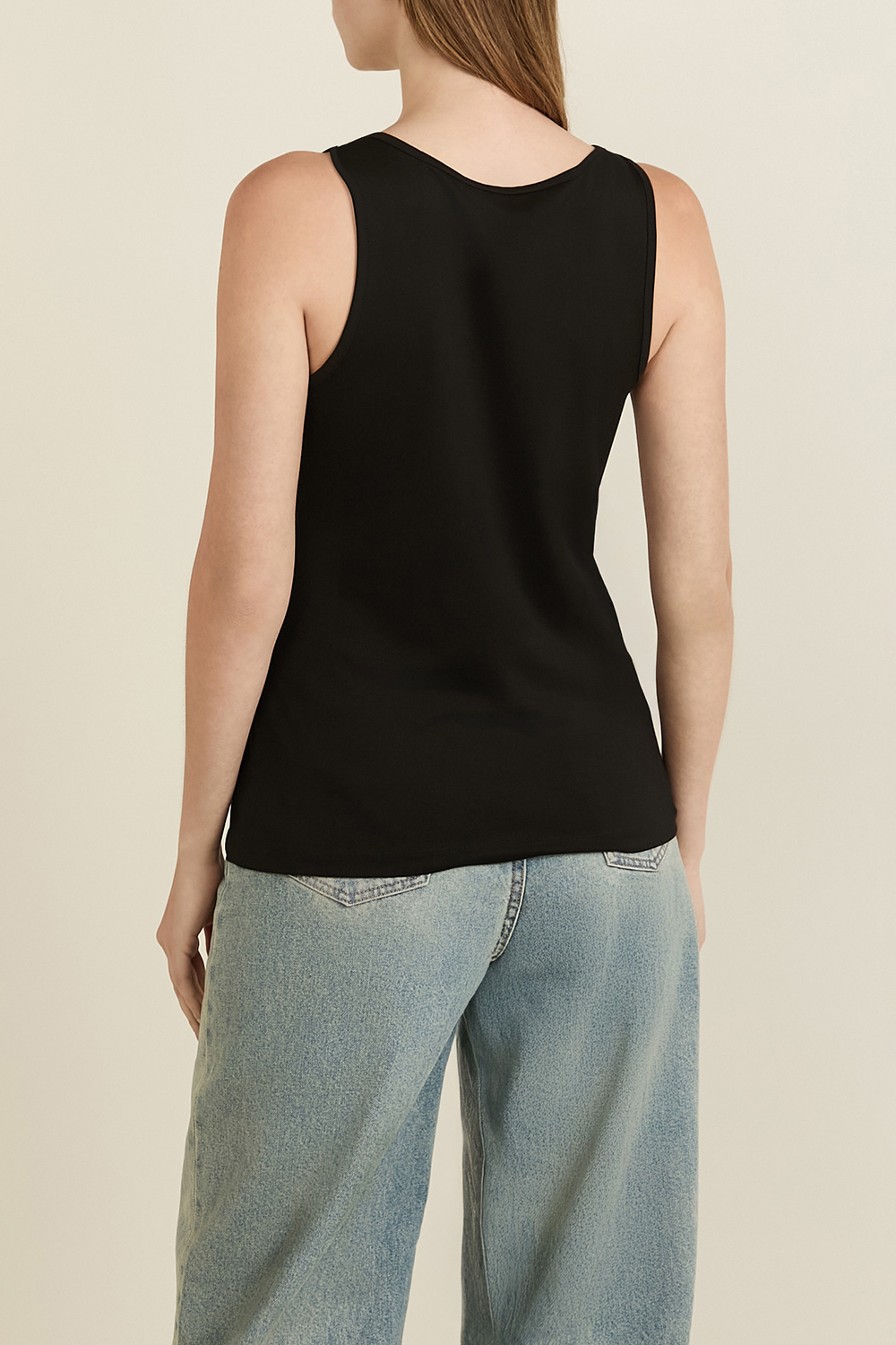 תמונת דוגמן אחורית של גופייה