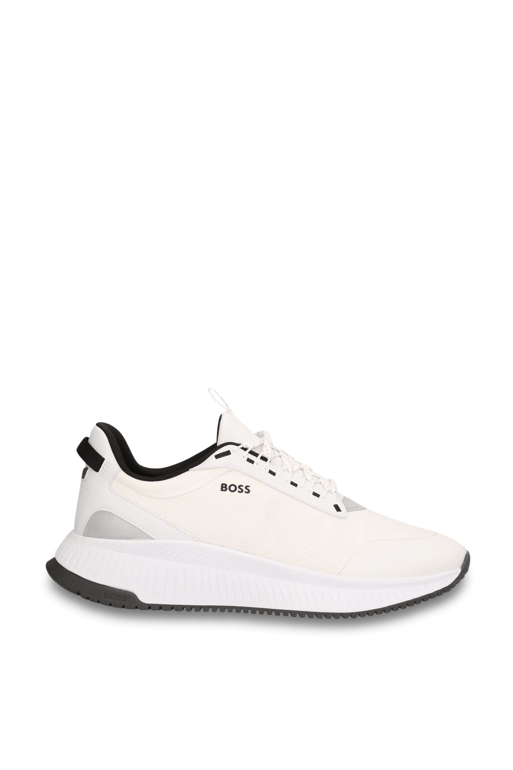 תמונה קידמית של נעלי סניקרס