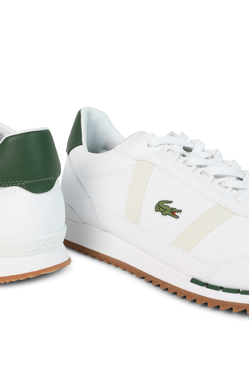 תמונת תקריב של נעלי ריצה פרטנר רטרו מעור