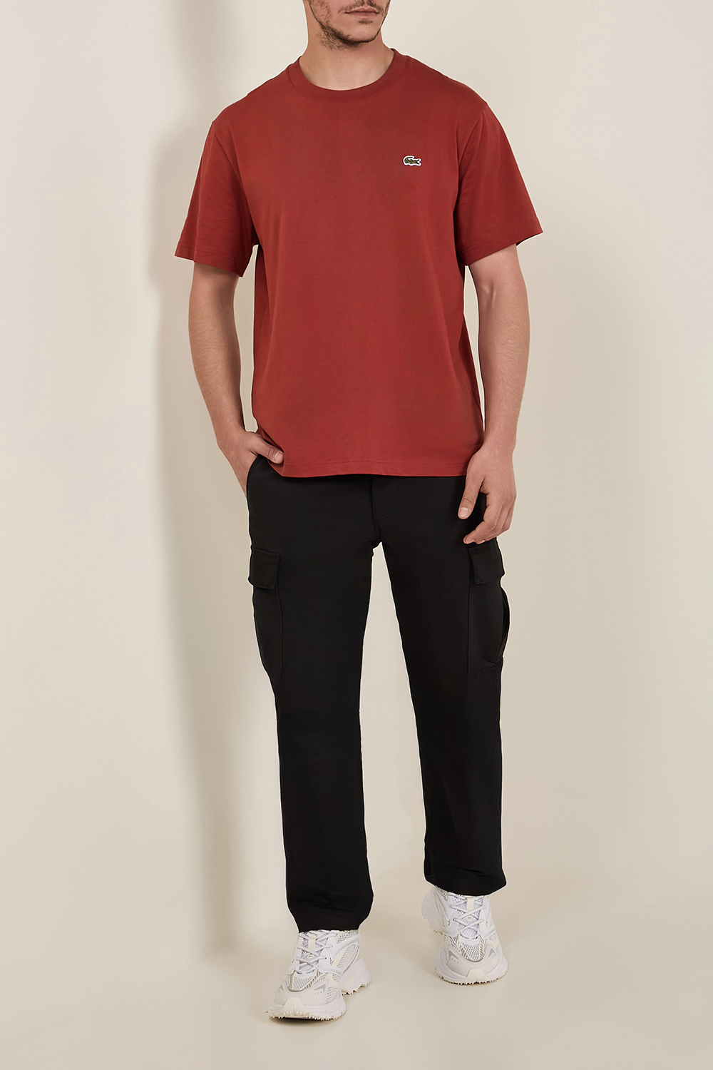 תמונת דוגמן קידמית של נעלי סניקרס L003 2K24