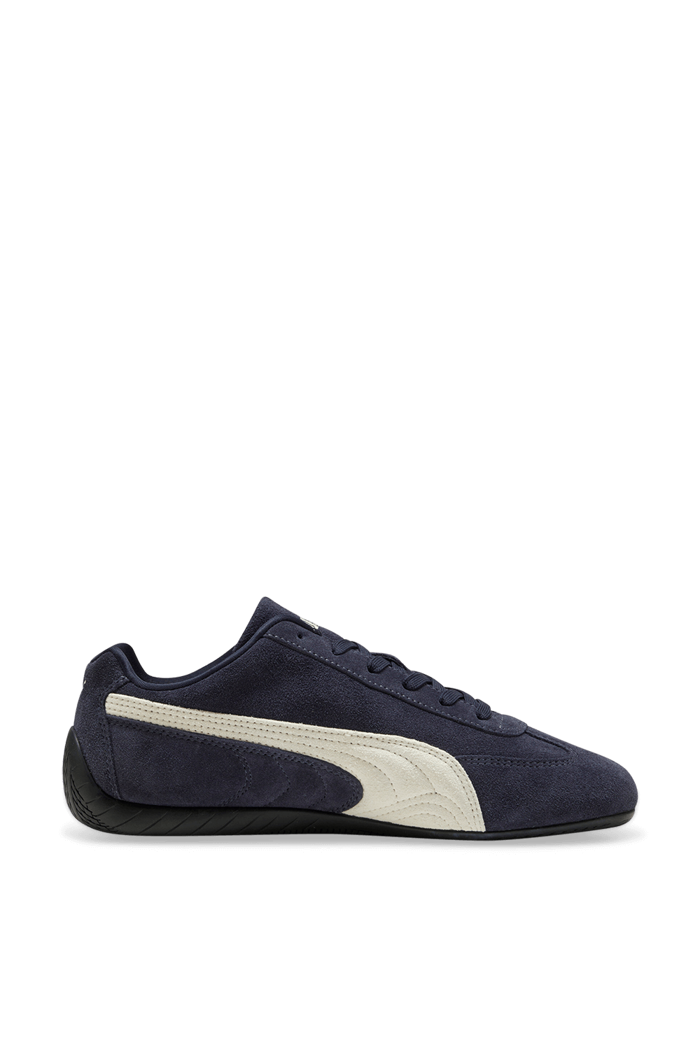 תמונה קידמית של נעלי סניקרס ספידקאט