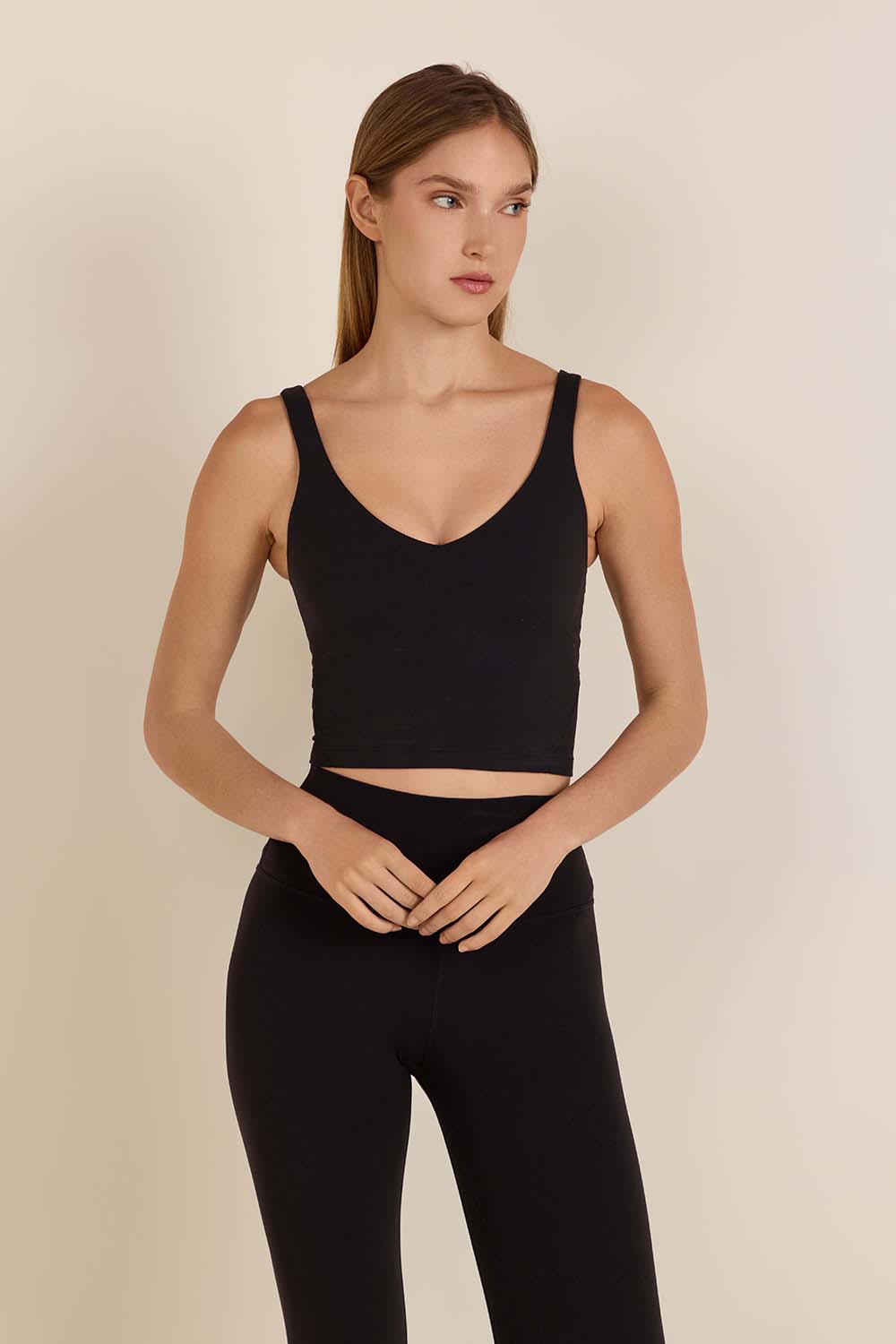 תמונת דוגמן קידמית של lululemon Align™ Tank Top