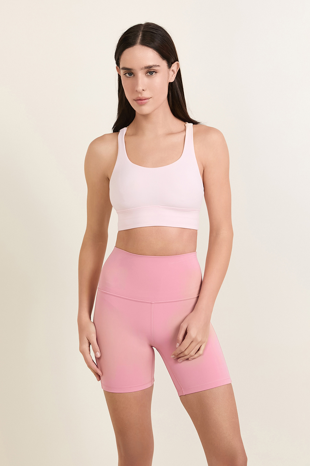 תמונת דוגמן קידמית של Energy Longline Bra