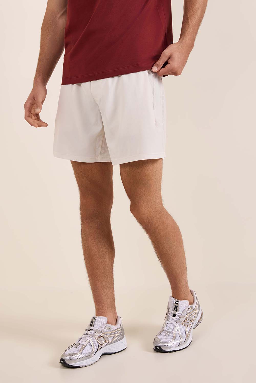 תמונת דוגמן קידמית של Zeroed In Short Sleeve Shirt