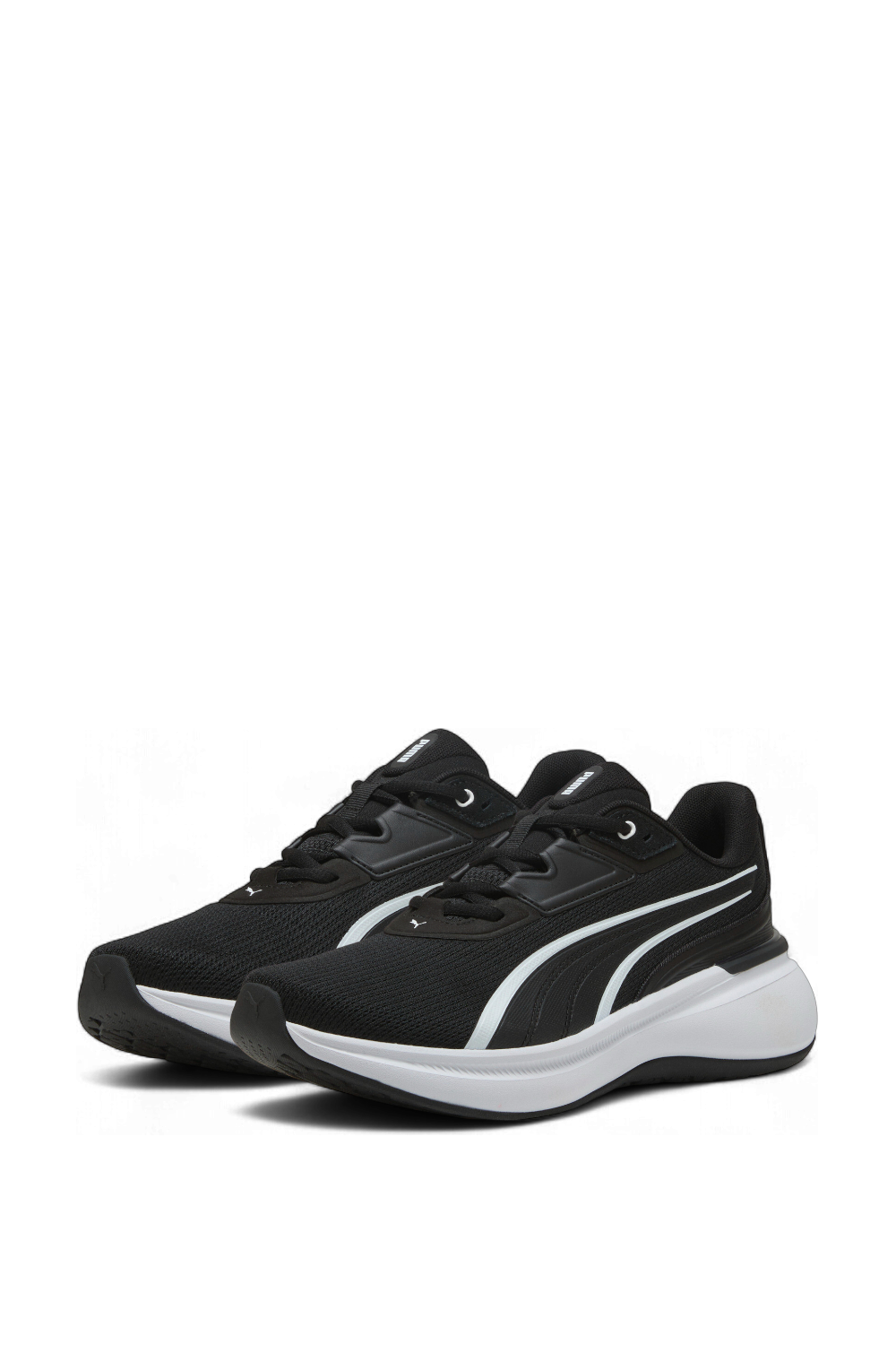 תמונת פנים של נעלי ריצה