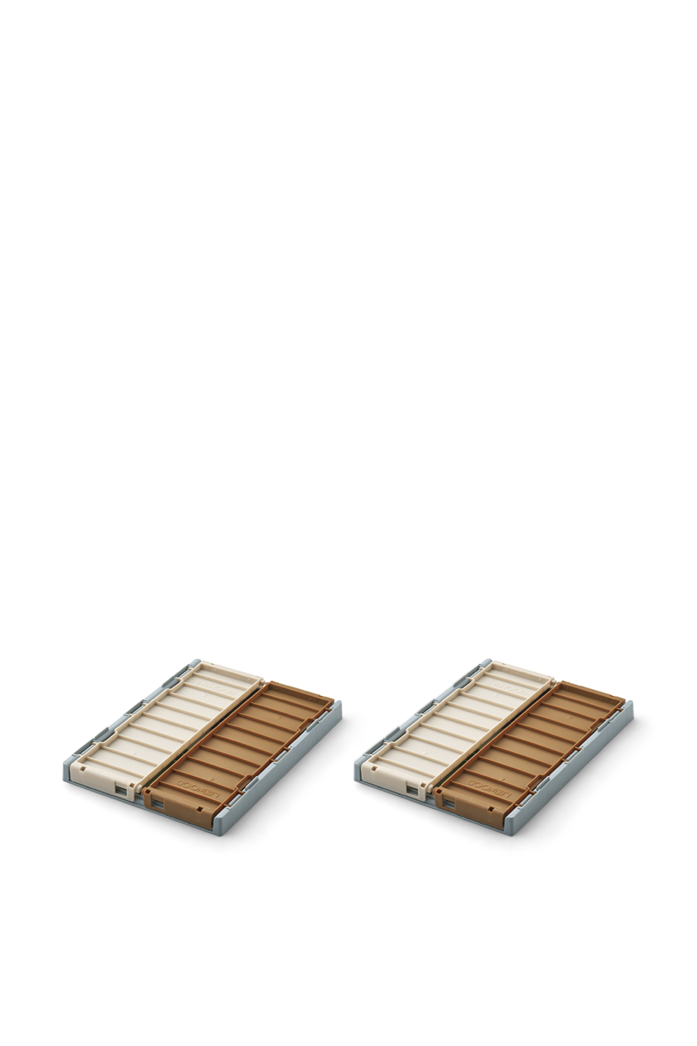 תמונה אחורית של זוג קופסאות איחסון