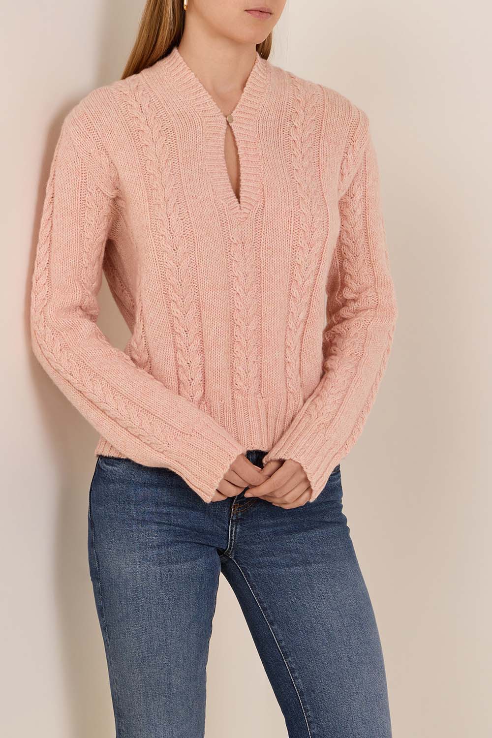 תמונת דוגמן קידמית של סריג צמות