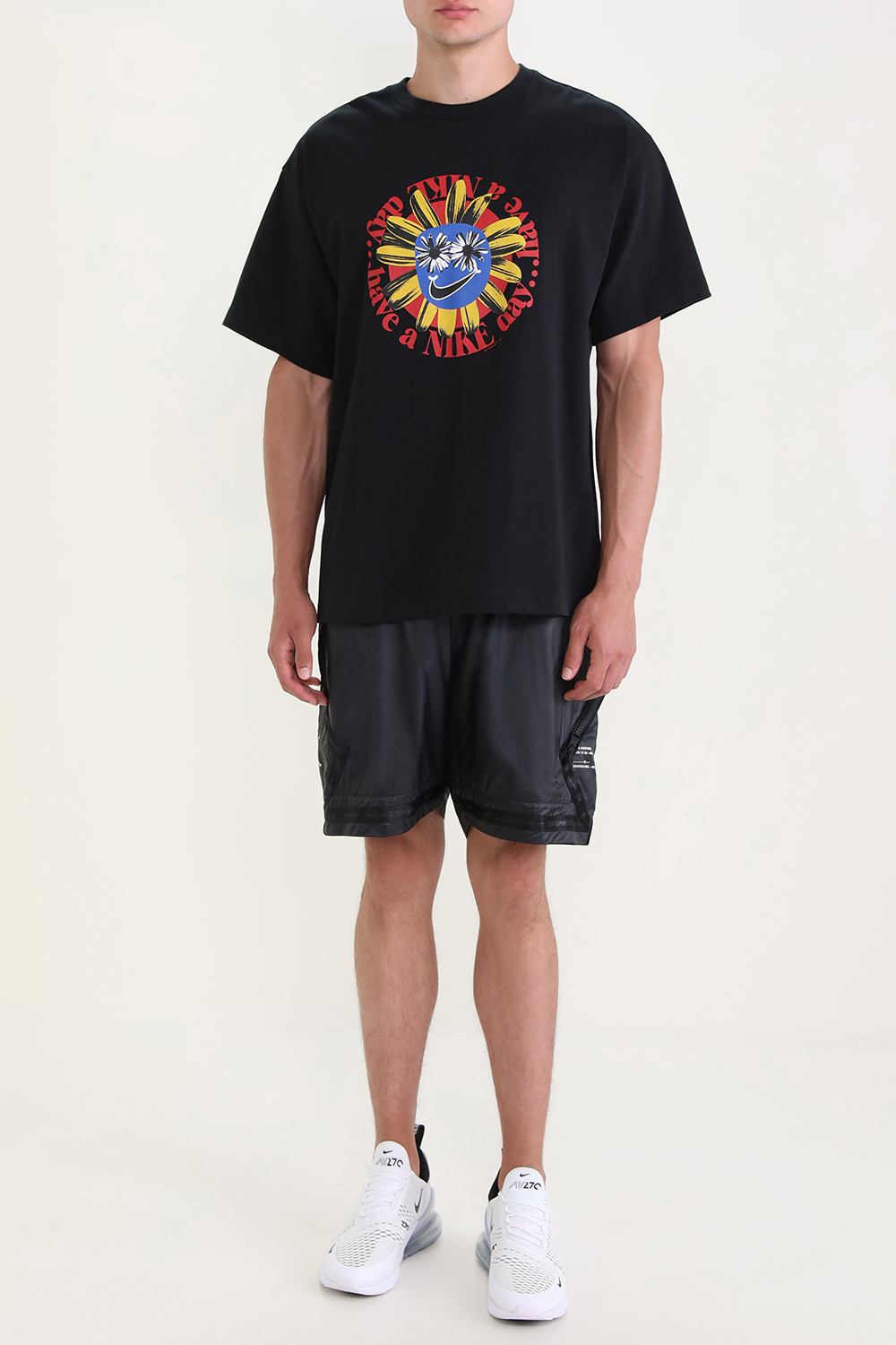 תמונת דוגמן קידמית של נעלי ספורט אייר מקס 270