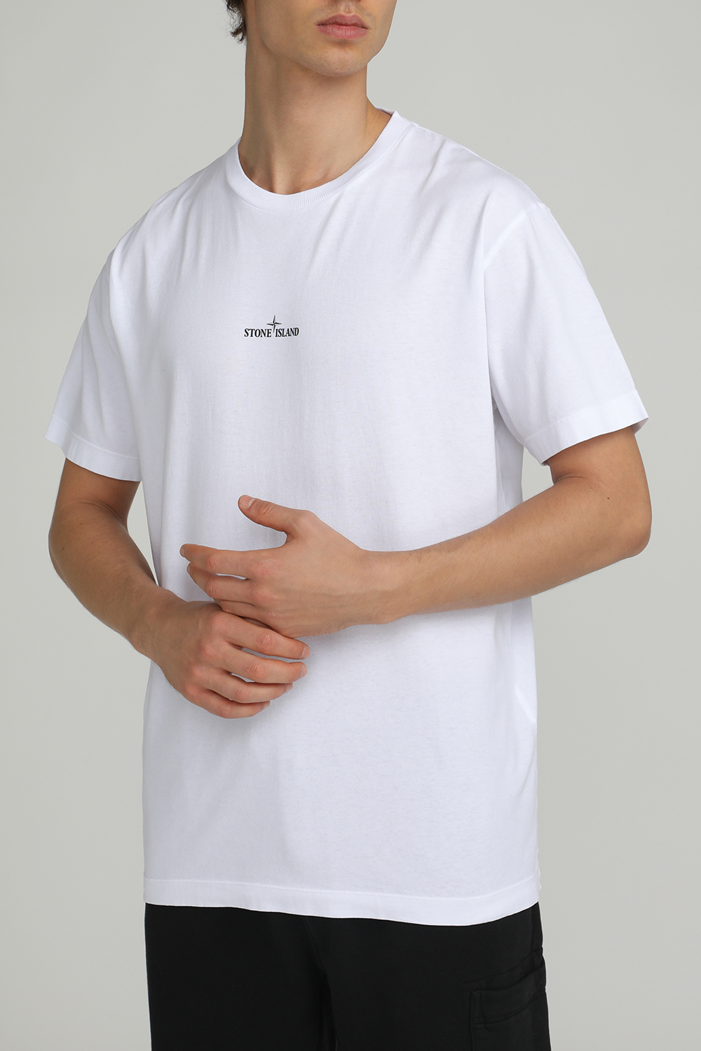 תמונת דוגמן קידמית של חולצת טי מכותנה