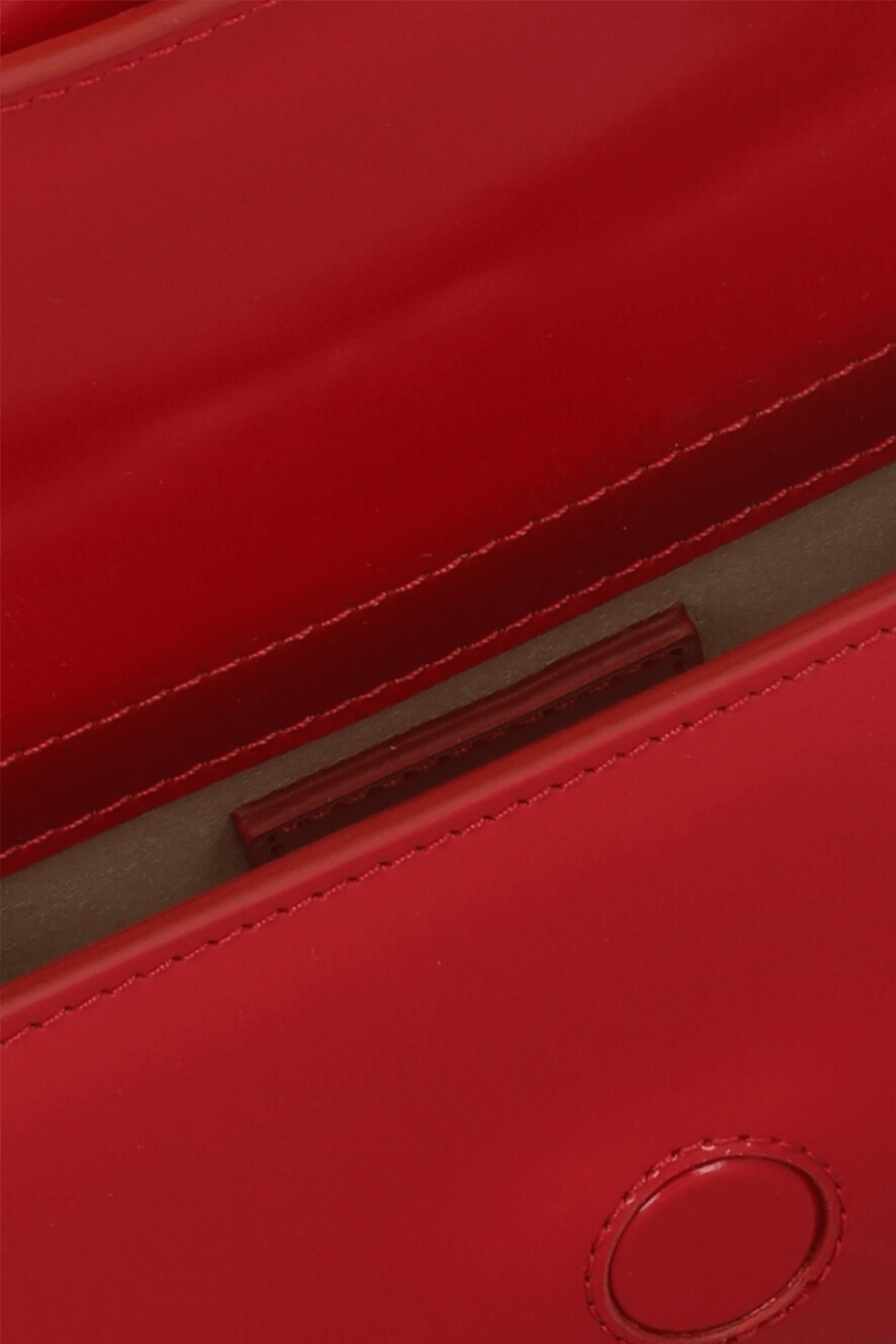 תמונת פנים של תיק לה במבינו