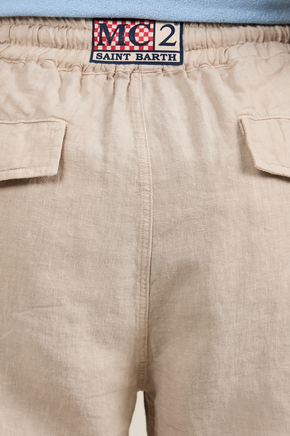 מכנסיים קצרים