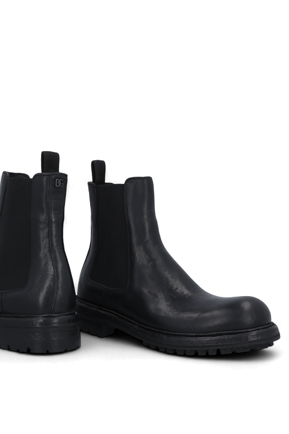 תמונת תקריב של מגפוני עור