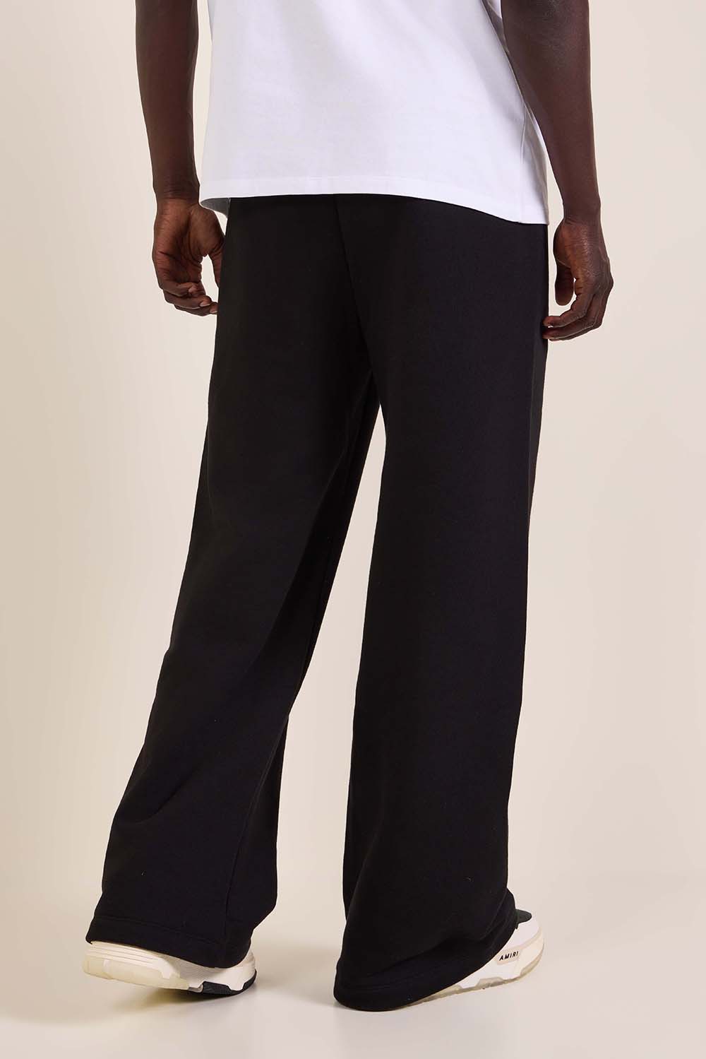 תמונת דוגמן אחורית של מכנס פוטר / פרנץ טרי