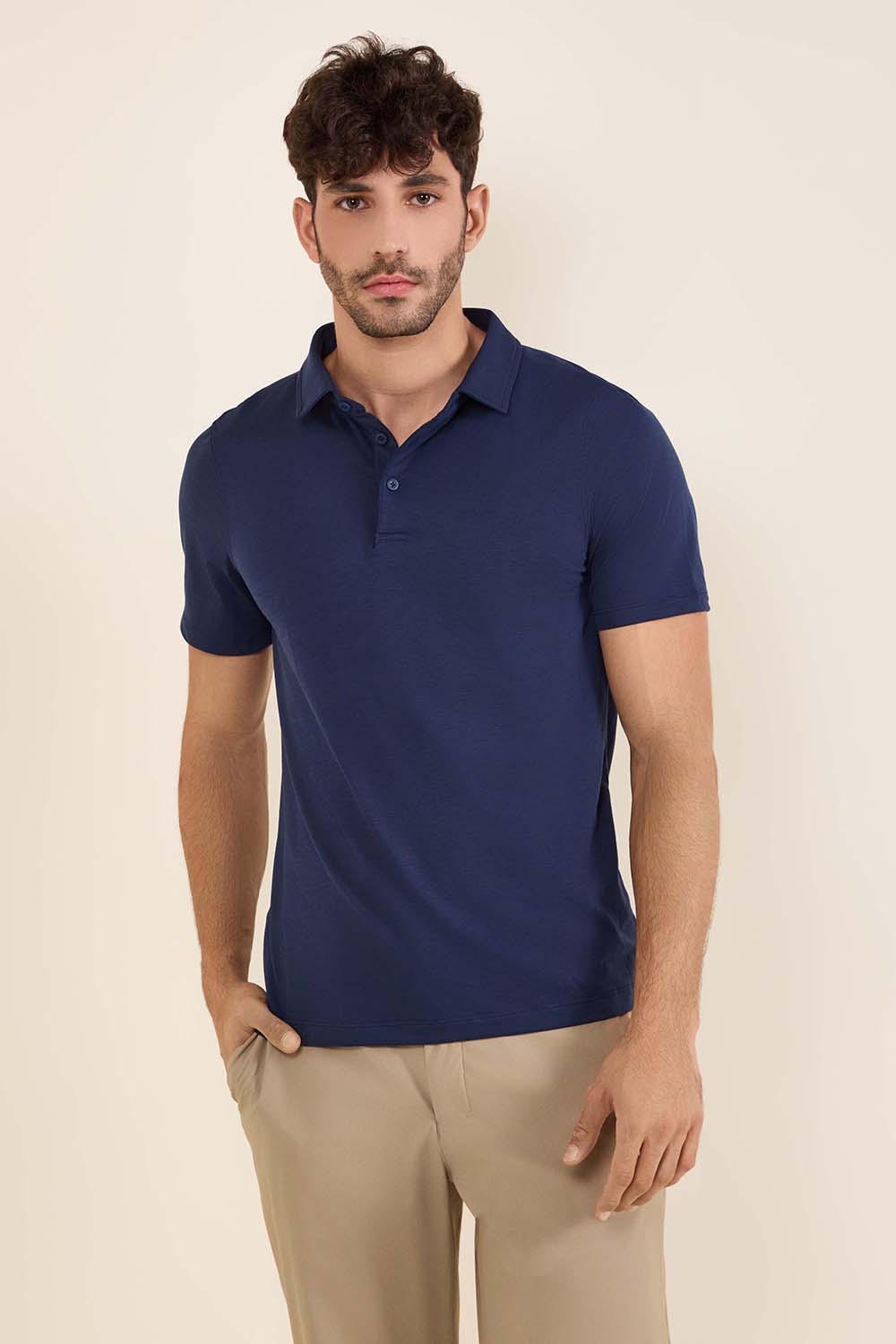 תמונת דוגמן קידמית של Evolution Short-Sleeve Polo Shirt