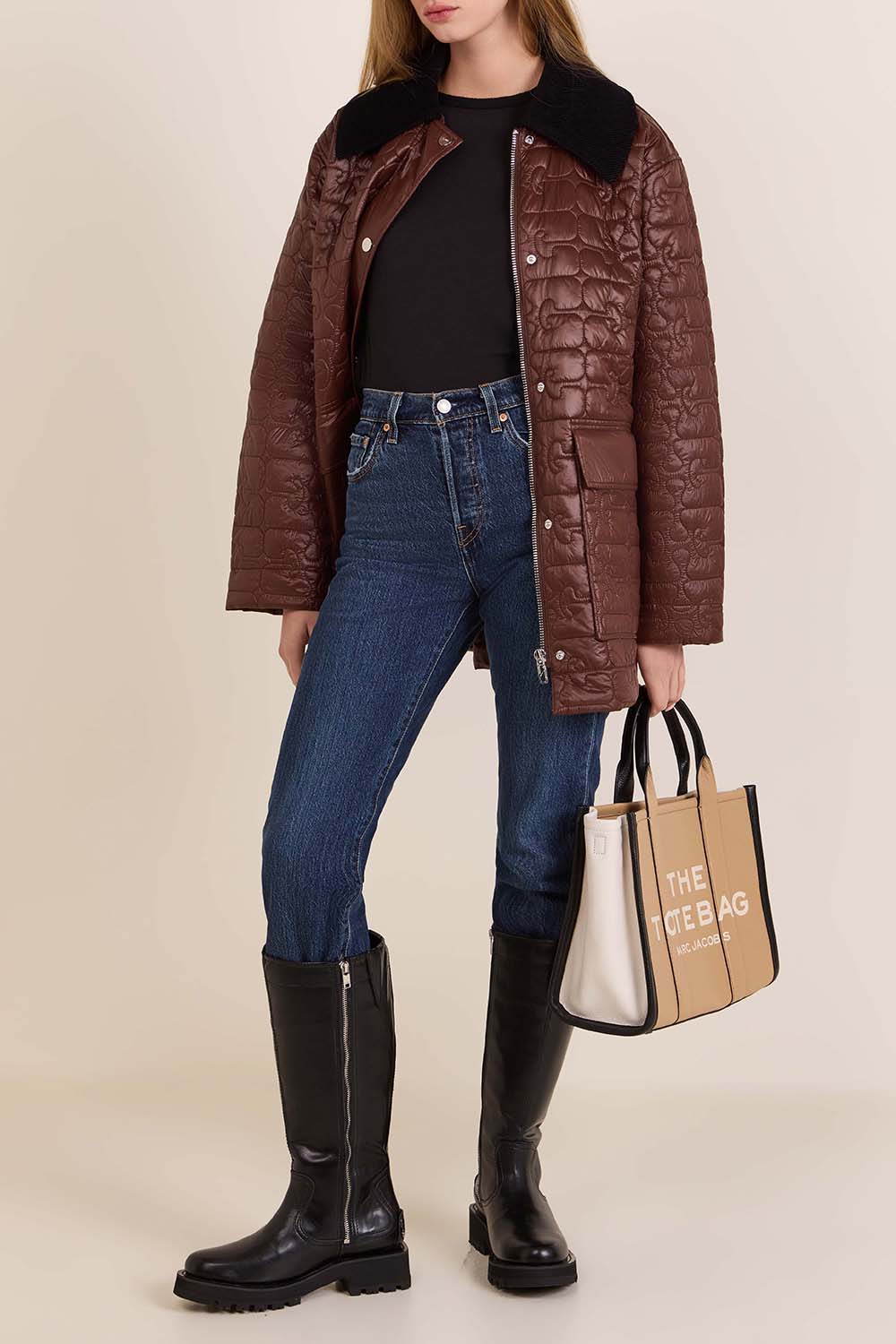 תמונת דוגמן קידמית של תיק טוט מדיום