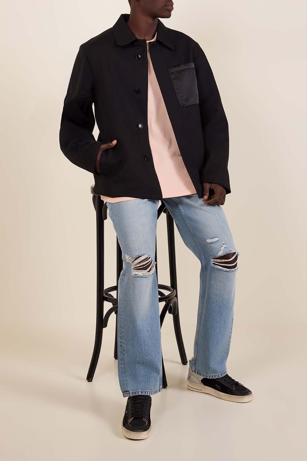 תמונת דוגמן קידמית של נעלי סניקרס סטארדן