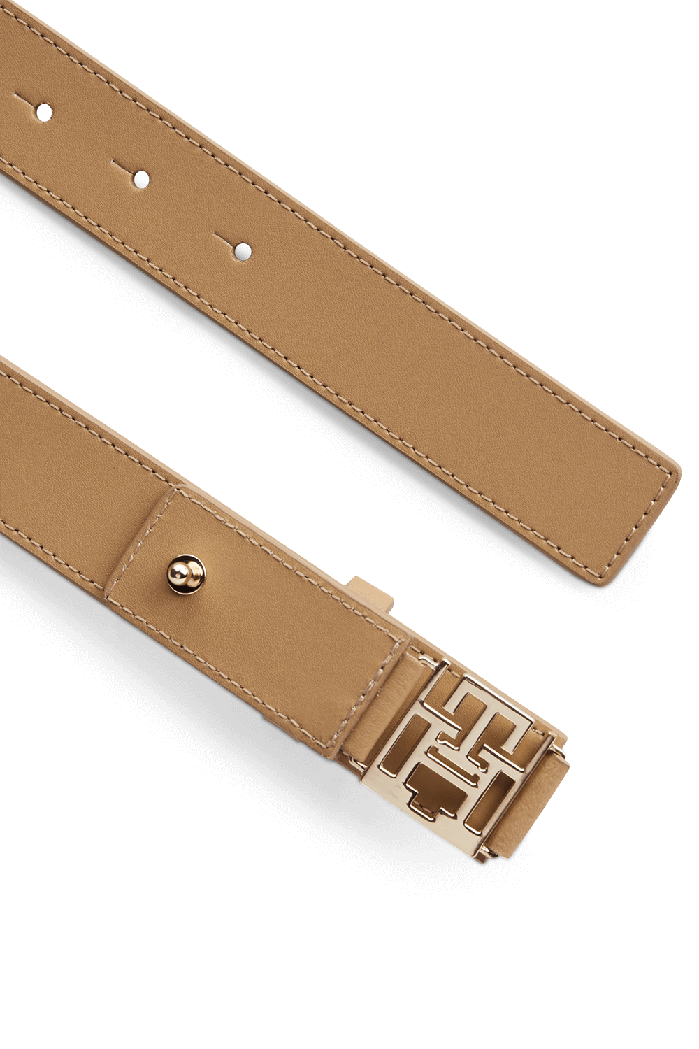 תמונה אחורית של חגורת עור