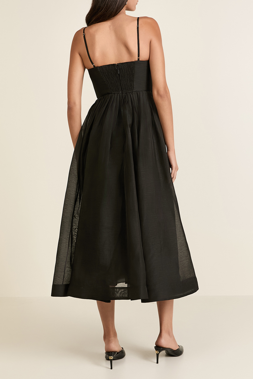 תמונת דוגמן אחורית של שמלת מידי משי