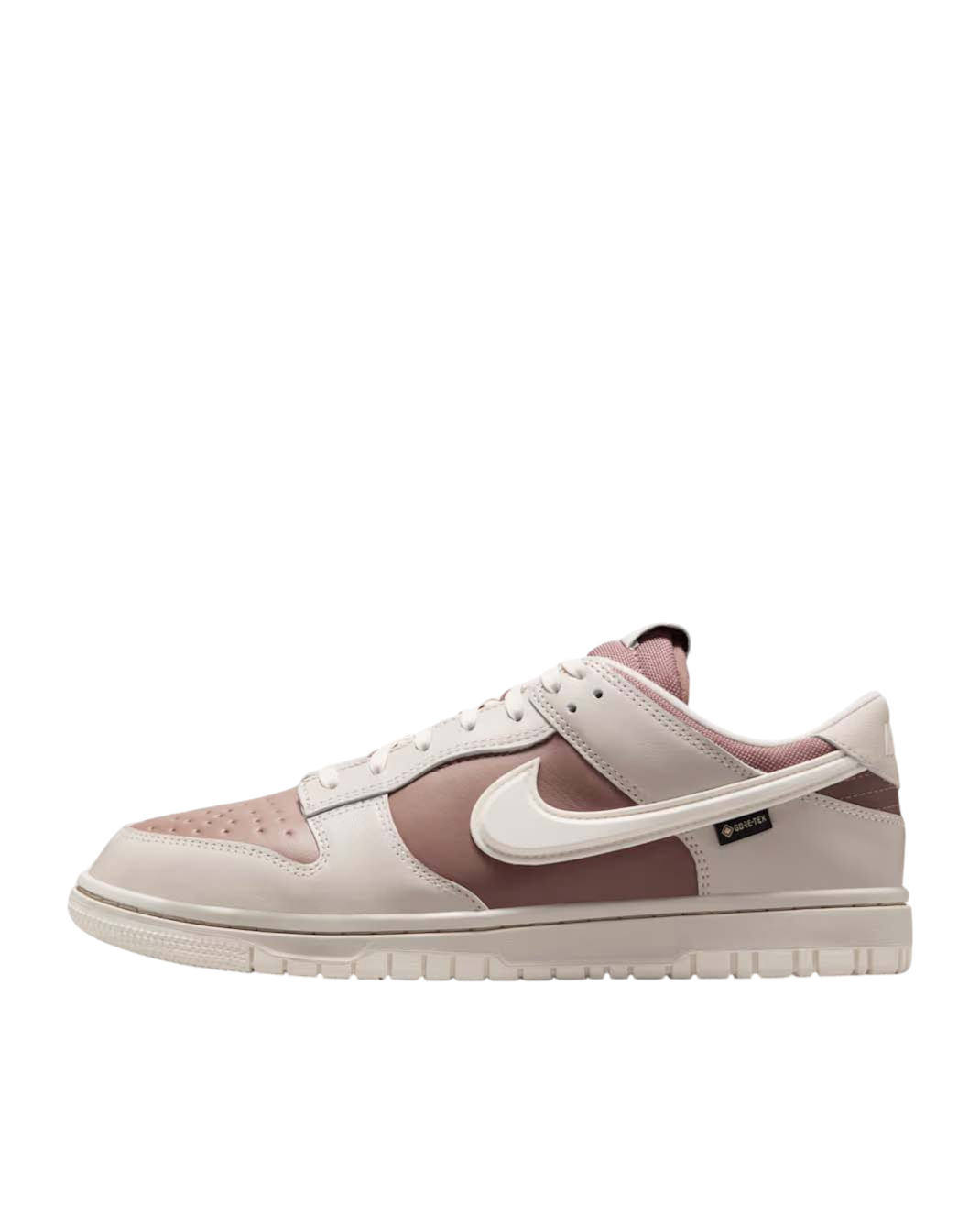 תמונה אחורית של נעלי סניקרס דאנק גורטקס