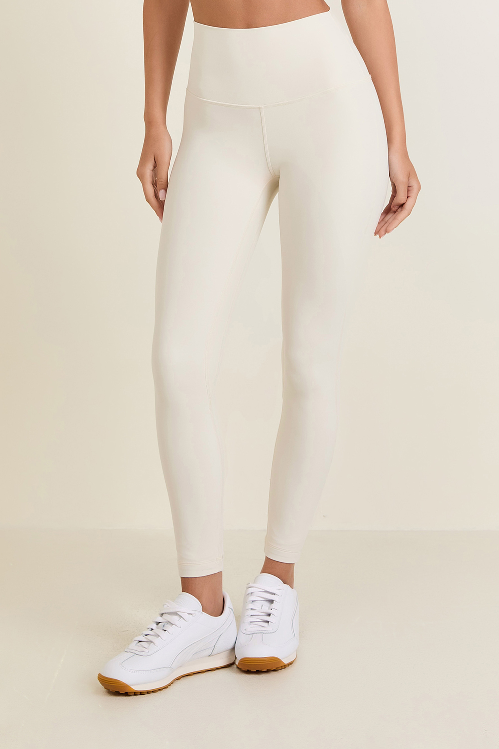 תמונת דוגמן קידמית של Align HR Pant 25'' Leggings