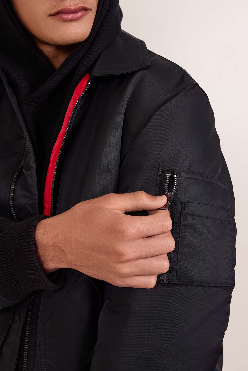 ז'קט בומבר ניילון