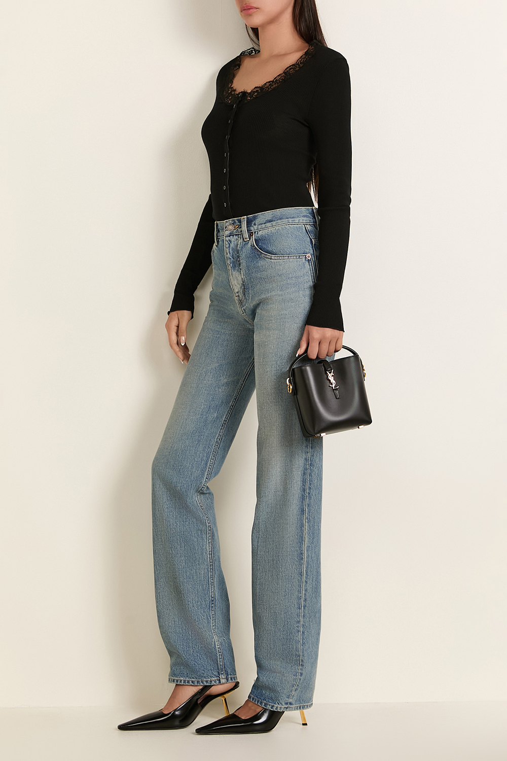 תמונת דוגמן קידמית של תיק באקט לה 37 מיני