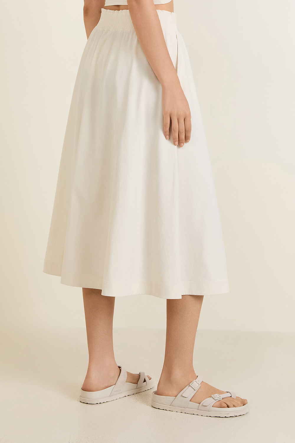 תמונת דוגמן אחורית של Stretch Woven A?Line Midi Skirt