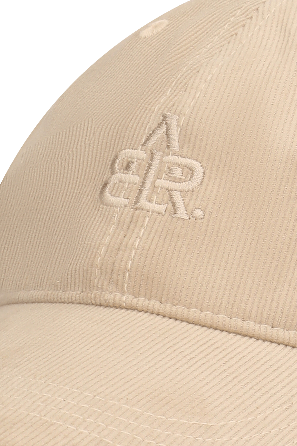 תמונת תקריב של כובע מצחייה