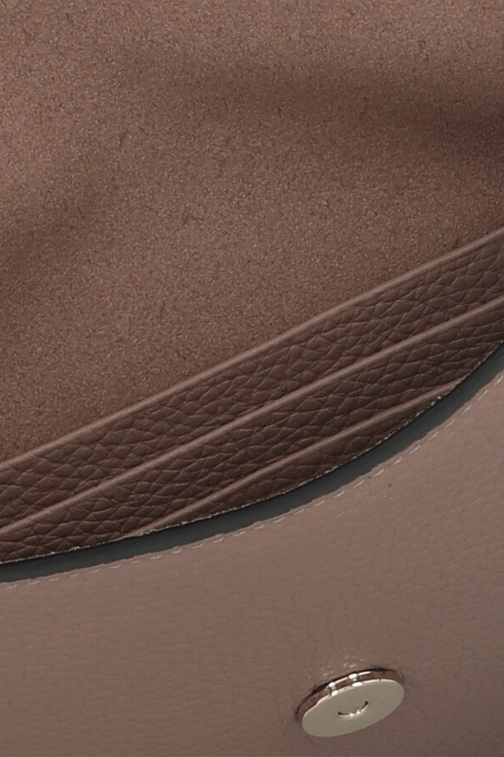 תמונת פנים של תיק מעטפה