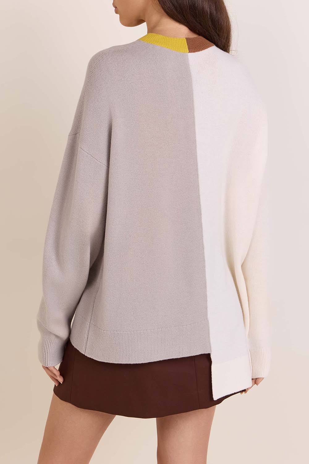 תמונת דוגמן אחורית של סריג א-סימטרי