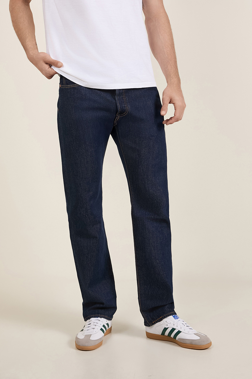 תמונת דוגמן קידמית של מכנסי ג'ינס 501