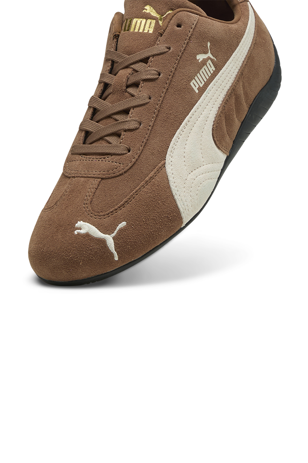 תמונת פנים של נעלי סניקרס ספידקאט