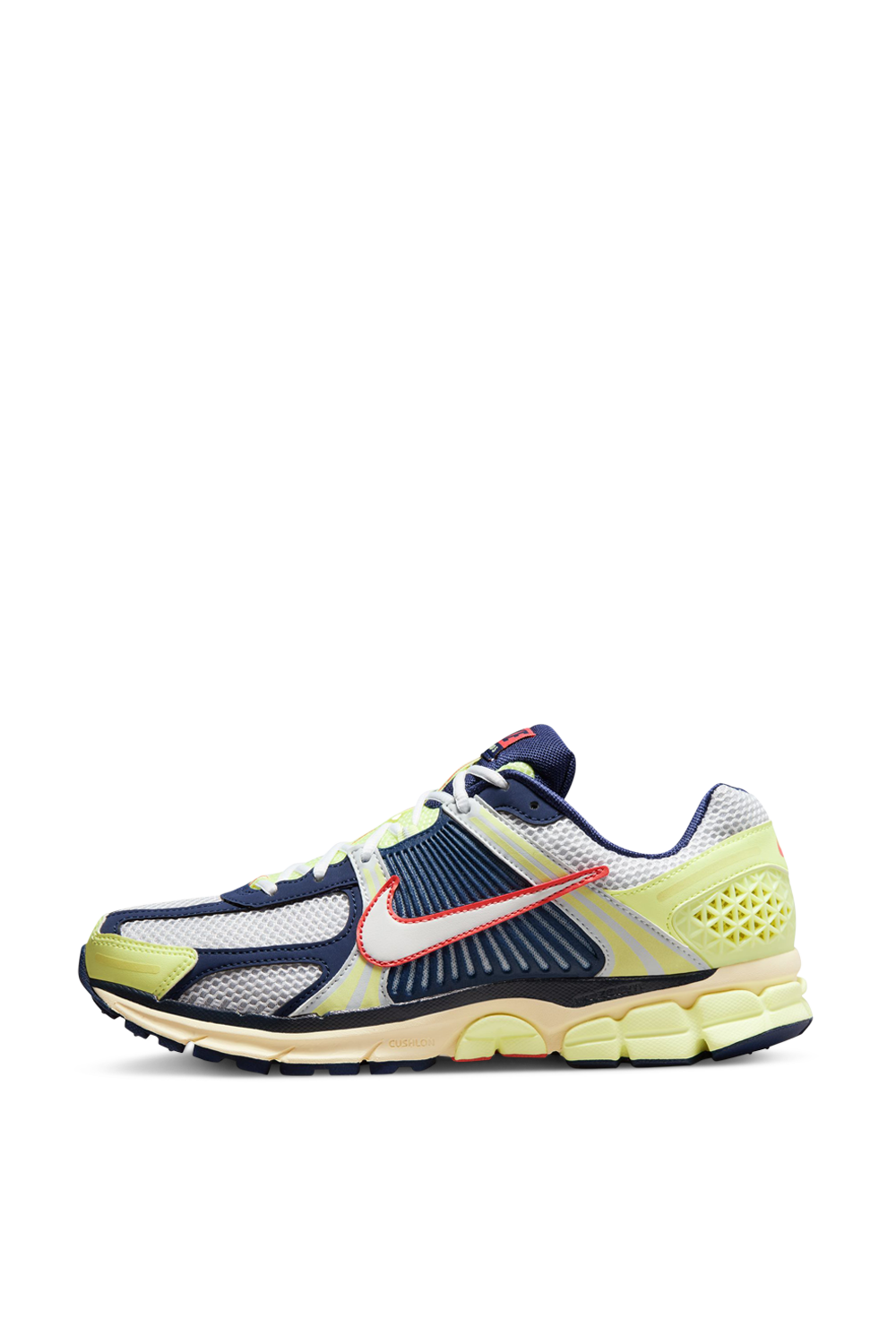 תמונה אחורית של נעלי סניקרס זום וומרו 5