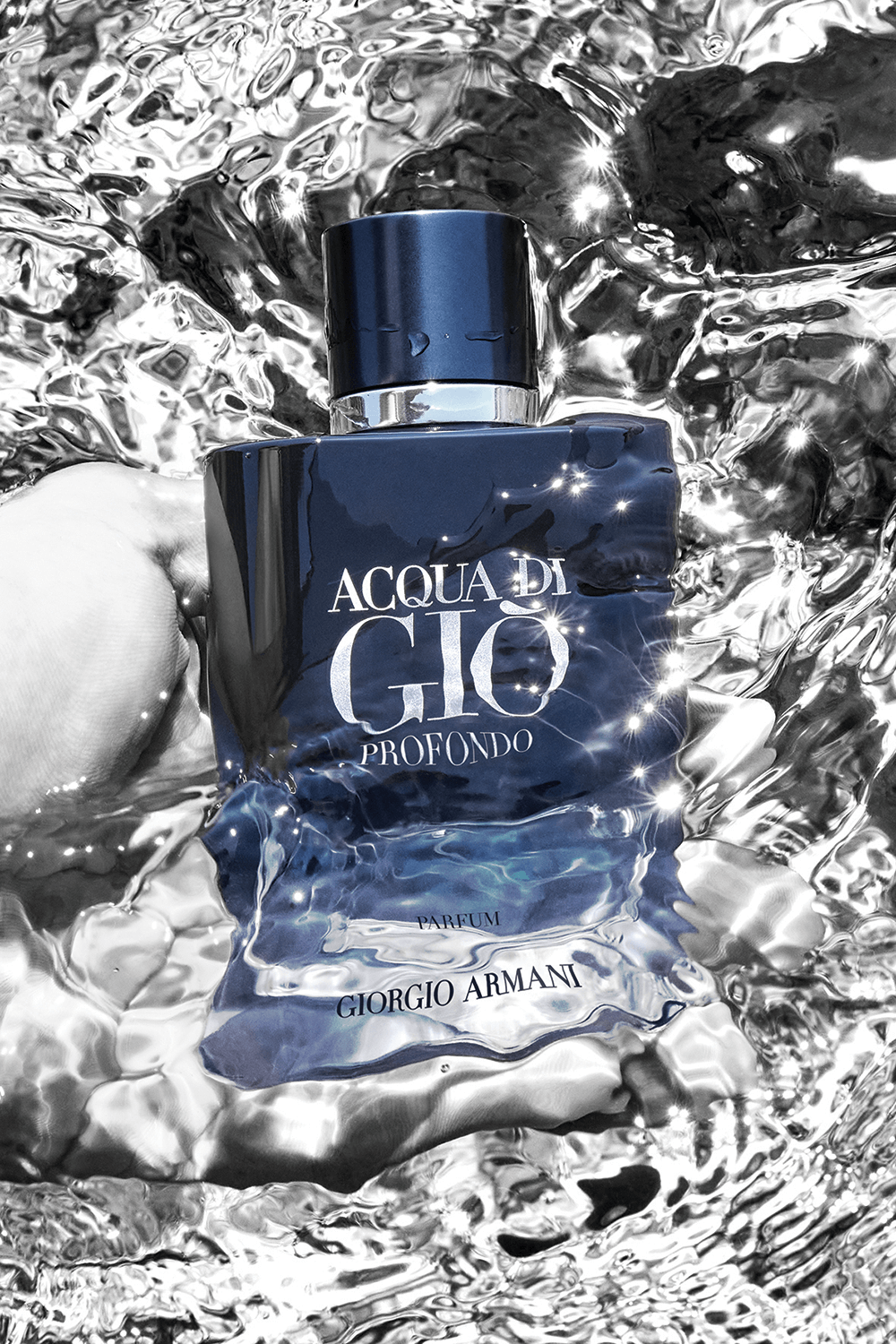 תמונת תקריב של Acqua di Gio Profondo Parfum 100 ml