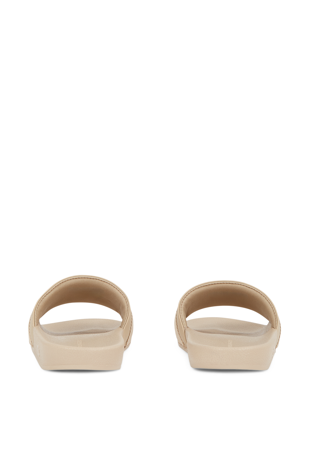 תמונה אחורית של כפכפי סליידס